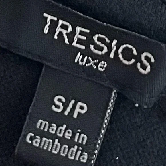 Women’s Tresics Luxe London Black Long Sleeved Top - Picture 5 of 5